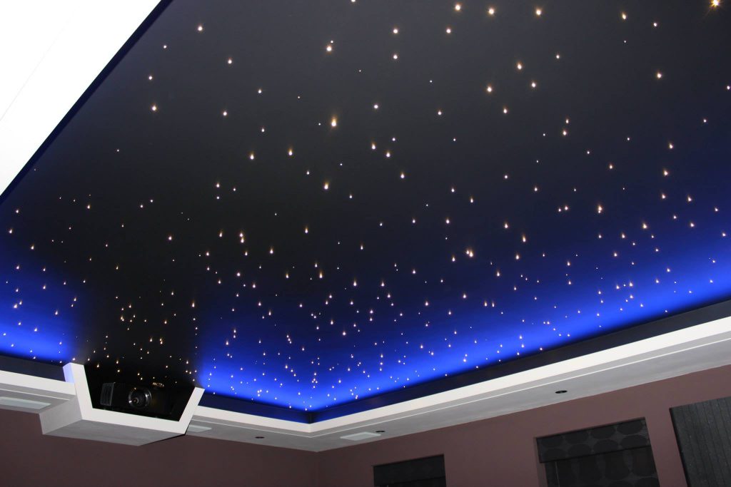 Натяжной потолок в домашний кинотеатр+звездное небо